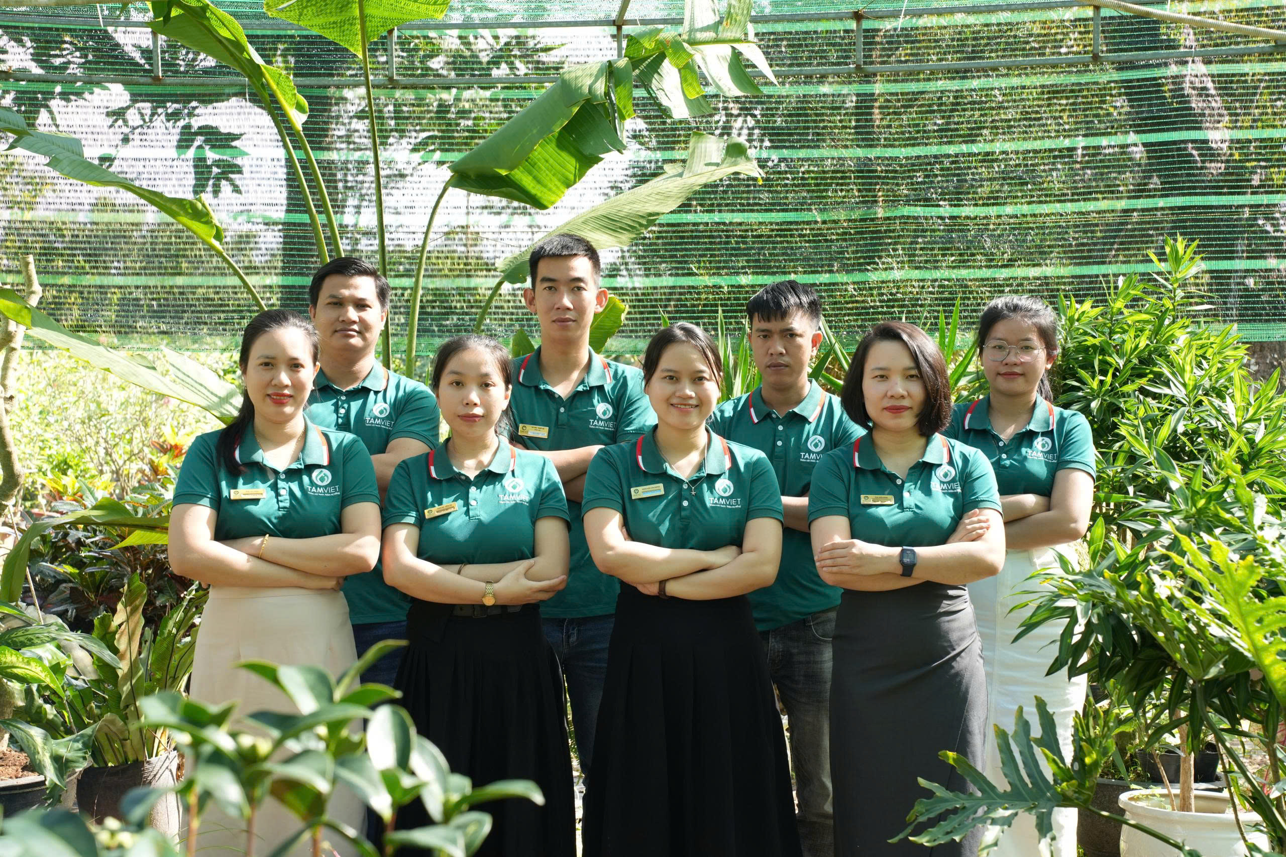 Đội ngũ nhân sự giàu kinh nghiệm, được đào tạo bài bản